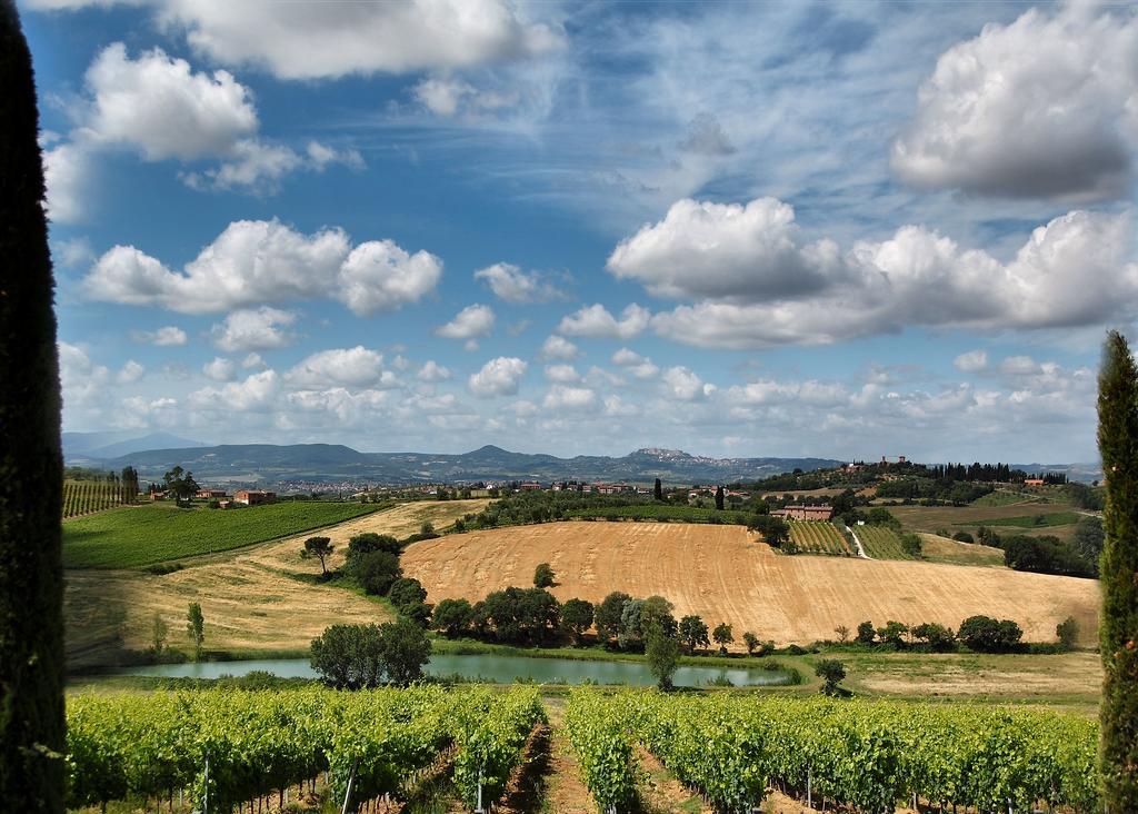 Отель Borgo Tre Rose Valiano Экстерьер фото
